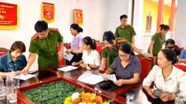 Cấp căn cước cho 14 trẻ em mồ côi khuyết tật