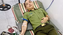 Đại úy Công an hiến máu cứu bệnh nhân nguy kịch