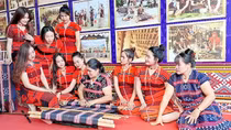 Đào tạo nghề, giải quyết việc làm gắn với giảm nghèo bền vững