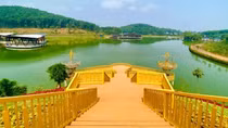 Cùng khám phá tại Lamori Resort & Spa
