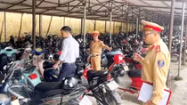 Giao xe cho người không đủ điều kiện và những hệ lụy