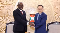 Trưởng ban Đối ngoại Trung ương tiếp Tổng thư ký Đảng CNDD-FDD cầm quyền tại Burundi