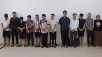 Bắt 12 đối tượng điều hành web đen “Lầu xanh"