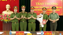 Khen thưởng đột xuất Công an huyện Yên Mô
