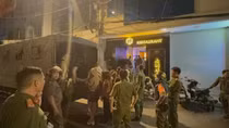 Triệt phá tụ điểm mại dâm cho người nước ngoài núp bóng nhà hàng thu lợi 10 tỷ đồng