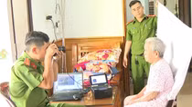 Gác nghỉ lễ, cuối tuần đến tận nhà dân giải quyết thủ tục hành chính