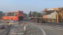 Hai xe khách va chạm trên quốc lộ, 1 người chết, 17 người bị thương