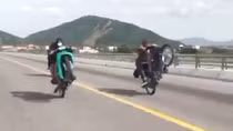 Yêng hùng tuổi teen
