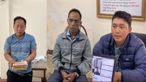 Bắt 3 đối tượng, thu giữ 2 bánh heroin và 1 khẩu súng K59