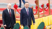 Hình ảnh đẹp trong chuyến thăm Việt Nam của Tổng thống Vladimir Putin