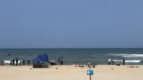 Hai anh em ruột mất tích khi đang tắm biển Đà Nẵng