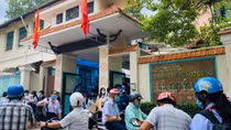 Một học sinh ở TP Hồ Chí Minh nhập viện nghi do hút thuốc lá điện tử