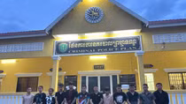 Sang tận Campuchia bắt ổ nhóm lừa đảo công nghệ cao ngay tại sào huyệt gây án