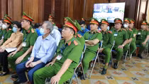 Trương Mỹ Lan tặng thưởng tất cả nhân viên SCB vì "sự cống hiến vất vả"