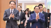 Thủ tướng Phạm Minh Chính tiếp tân Đại sứ Trung Quốc tại Việt Nam Hà Vĩ