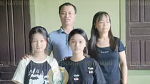 Nghị lực vượt khó của nữ Thủ khoa khối C đại học