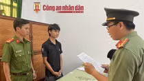 Sinh viên vừa ra trường, bị bắt vì dùng tiền giả