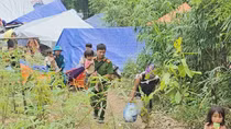 Đưa 115 người dân thôn Kho Vàng xuống núi an toàn