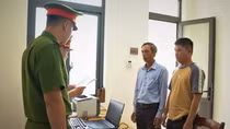 Khởi tố 2 đối tượng mang đất thi công cao tốc đi bán