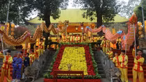 Hoàng thành Thăng Long rực rỡ ngày khai xuân