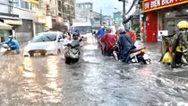 Vì sao thi công hệ thống thoát nước 248 tỷ đồng, đường Võ Văn Ngân vẫn ngập?