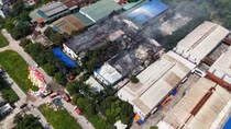 Kịp thời chữa cháy tại Công ty TNHH Khang Trang ở huyện Gia Lâm, Hà Nội