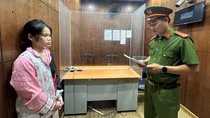 Đề nghị truy tố cô gái bắt cóc 2 cháu bé ở phố đi bộ Nguyễn Huệ