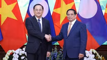 Thủ tướng Phạm Minh Chính gặp, làm việc với Thủ tướng Lào Sonexay Siphandone