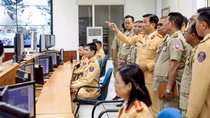 CSGT Thủ đô trao đổi kinh nghiệm đảm bảo TTATGT với Cảnh sát Campuchia