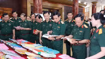 Tự giác học tập và làm theo Bác bằng những việc làm cụ thể, thiết thực hằng ngày