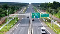 Đường cao tốc có bốn làn xe được đề xuất mức phí thấp nhất là 1.300 đồng/km