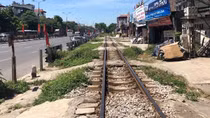 Vì sao xử lý lối đi tự mở qua đường sắt mãi bế tắc?