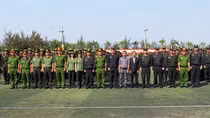 Tổ chức huấn luyện cho các công dân tham gia nghĩa vụ CAND