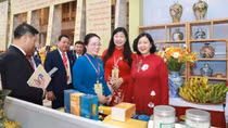 Bí thư Thành ủy Hà Nội Bùi Thị Minh Hoài: Khơi dậy mạnh mẽ tinh thần yêu nước, tình yêu Hà Nội