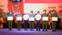 Tặng bằng khen cho lực lượng khám phá vụ bắt cóc đòi 4,5 tỷ đồng tiền chuộc