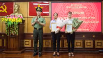 Vợ của 2 liệt sĩ Công an hy sinh trong vụ khủng bố ở Đắk Lắk được tuyển dụng vào ngành Công an