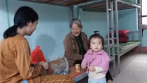 Di dời khẩn cấp 38 hộ dân tránh nguy cơ sạt lở núi
