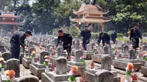Trung đoàn CSCĐ Trung Bộ tri ân anh hùng, liệt sĩ