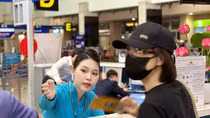 Nhân viên hàng không và chuyện đón Tết muộn!