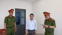 Khởi tố nguyên Chủ tịch UBND phường liên quan xác nhận cấp sổ đỏ