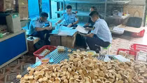 Kiểm tra, xử lý sản phẩm, thực phẩm không an toàn tiêu thụ trong dịp Tết Trung thu