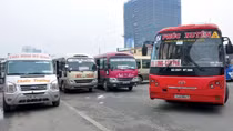 Hà Nội: Các chuyên gia bàn giải pháp ứng xử với xe hợp đồng