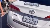 Dùng xe ô tô gắn biển số giả để vận chuyển 3.300 gói thuốc lá ngoại nhập lậu