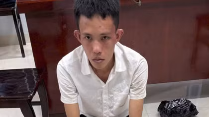  Từ vụ ô tô tự gây tai nạn, “lòi” ra ma túy và kẻ trốn nã