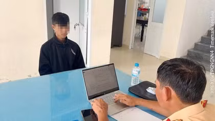  Làm rõ hành tung thiếu niên “diễn xiếc” xe máy trên QL1A