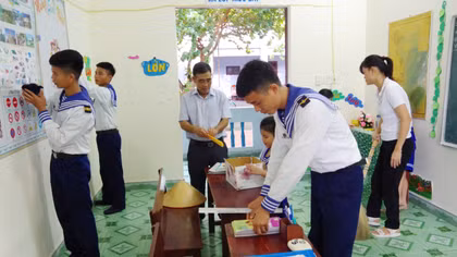 Đặc khu Trường Sa rộn ràng trước năm học mới 