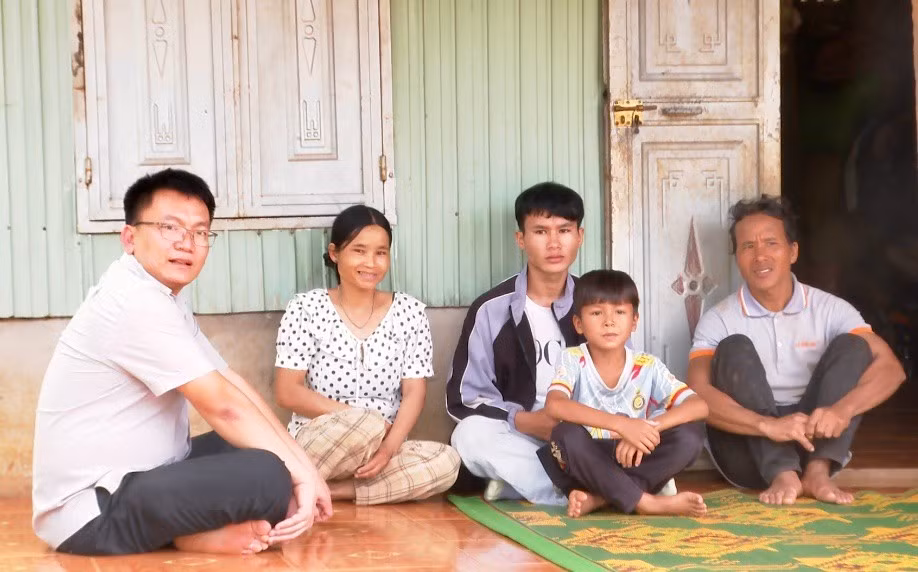 3-siu-tho-giua-ve-voi-gia-dinh.jpg