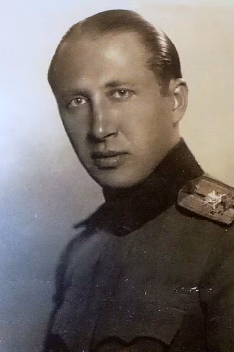 dusko-popov-nam-1941jpeg-nguon-us-national-archives-and-records-administration.jpg