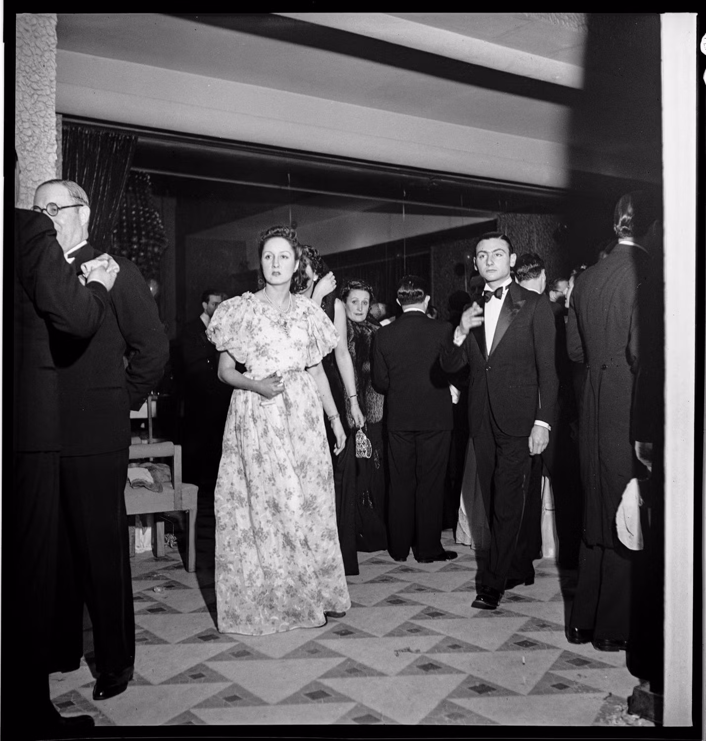 Casino Estoril, Bồ Đào Nha, năm 1941. Nguồn: Therese Bonney, The Bancroft Library, University of California, Berkeley