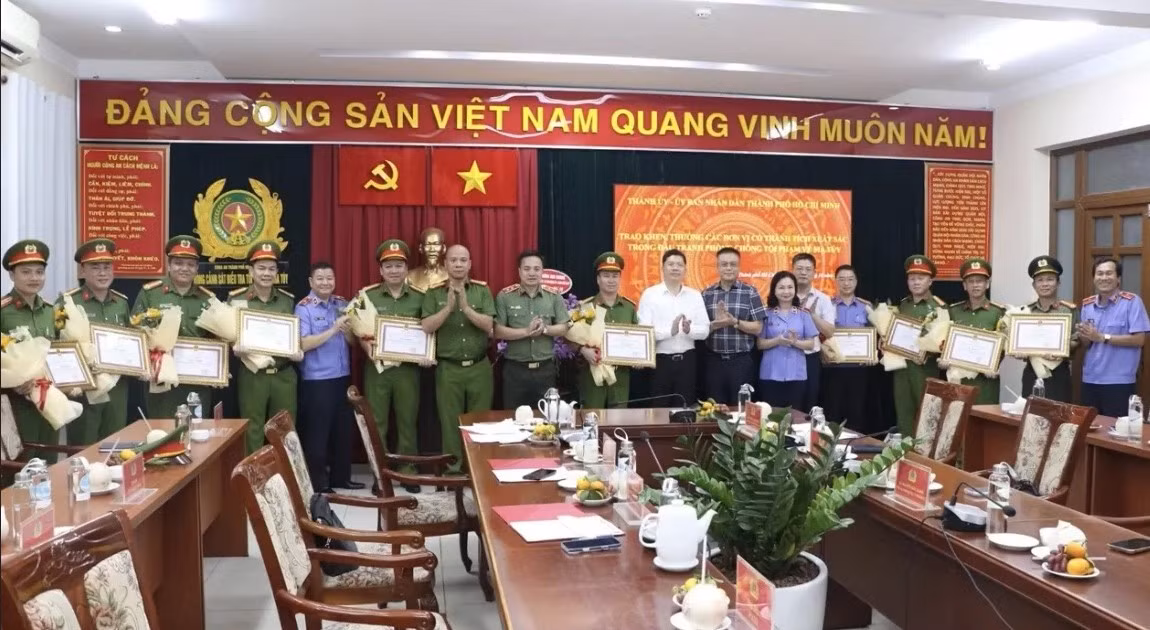 mthcm-15.jpg